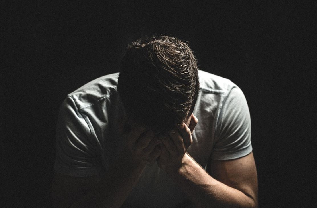 11 Symbolic Meanings of Dreaming About Betrayal