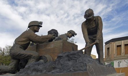 23 Symbolic Meanings of Dreaming about Miners