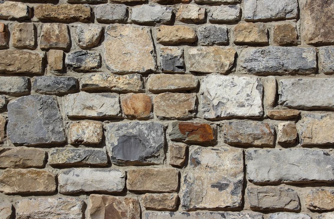 16 Symbolic Meanings of Dreaming about Walls