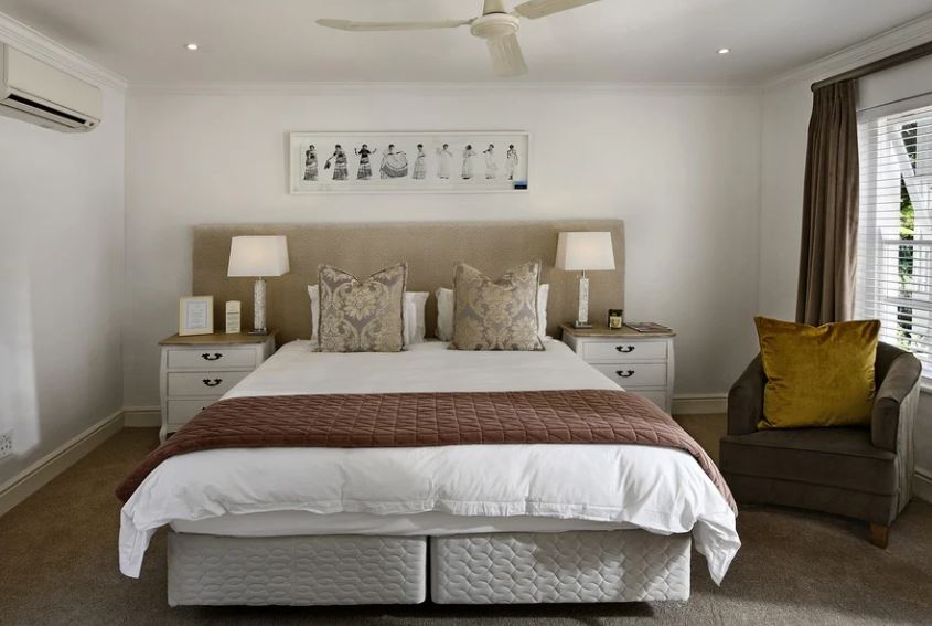 33 Symbolic Meanings of Dreaming About a Bed