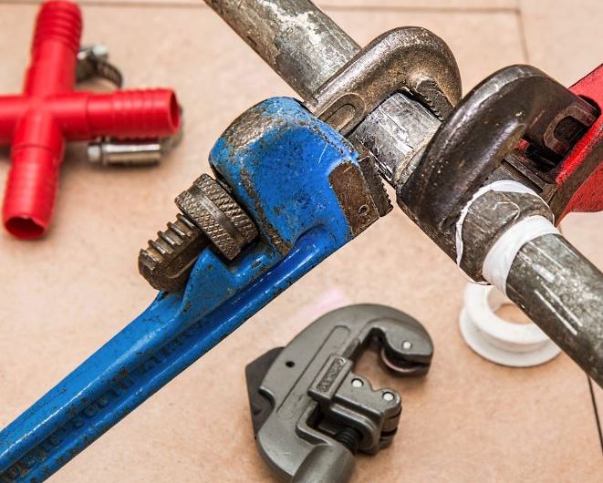 13 Symbolic Meanings of Dreaming About Repairing