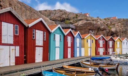 What does it mean to dream of moving to a new house?
