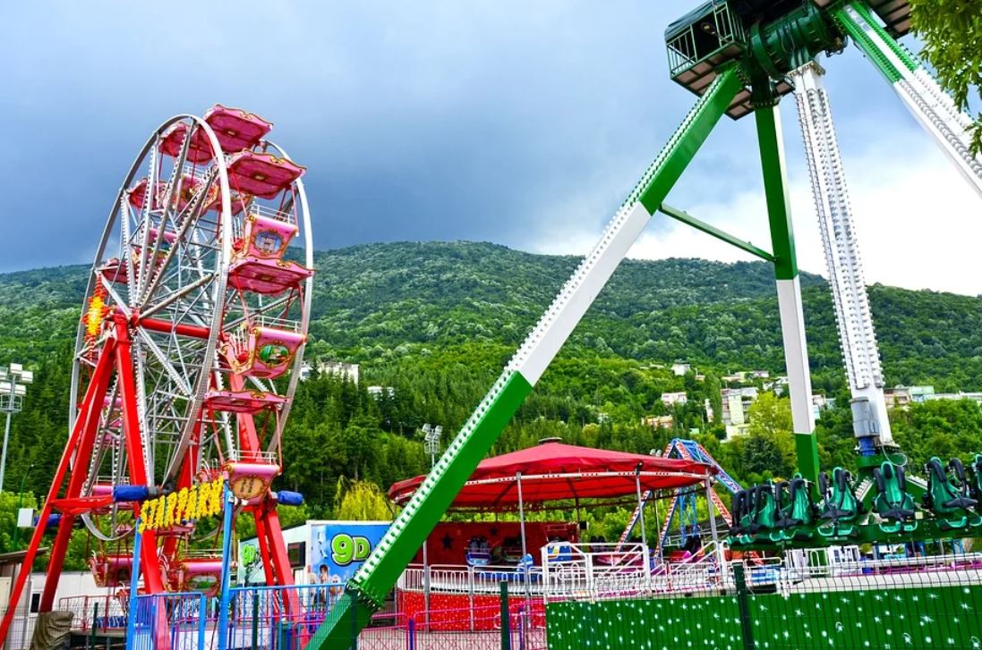 What does it mean to dream of an amusement park?