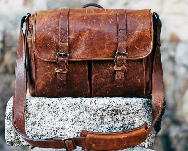 What does it mean to dream of leather?