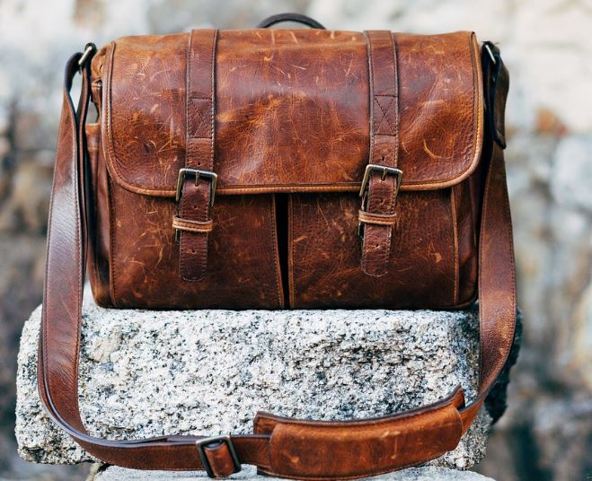 What does it mean to dream of leather?