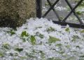 What does it mean to dream of hail?