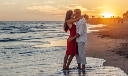 What does it mean to dream about kissing?