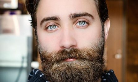 What does it mean to dream of a beard?