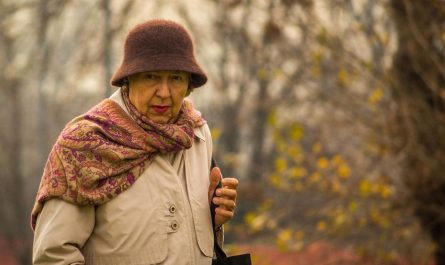 What does it mean to dream of your grandmother?