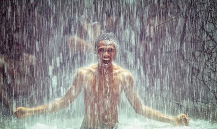 What does it mean to dream of bathing?