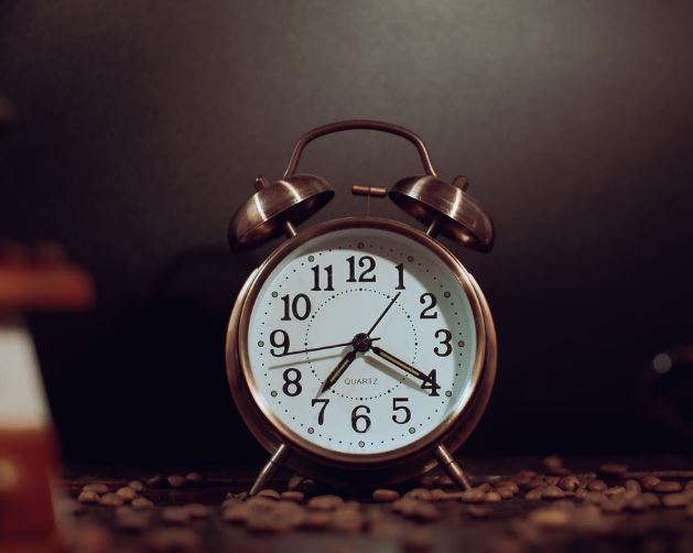 What does it mean to dream of becoming lucid or waking up?