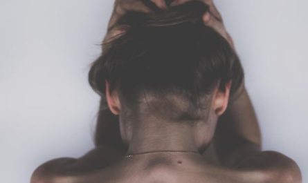 What does dreaming of being torn apart mean?
